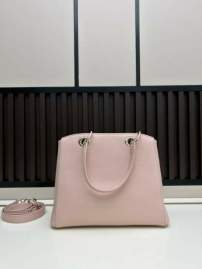 Picture of Dior Handbags _SKUfw239311880fw